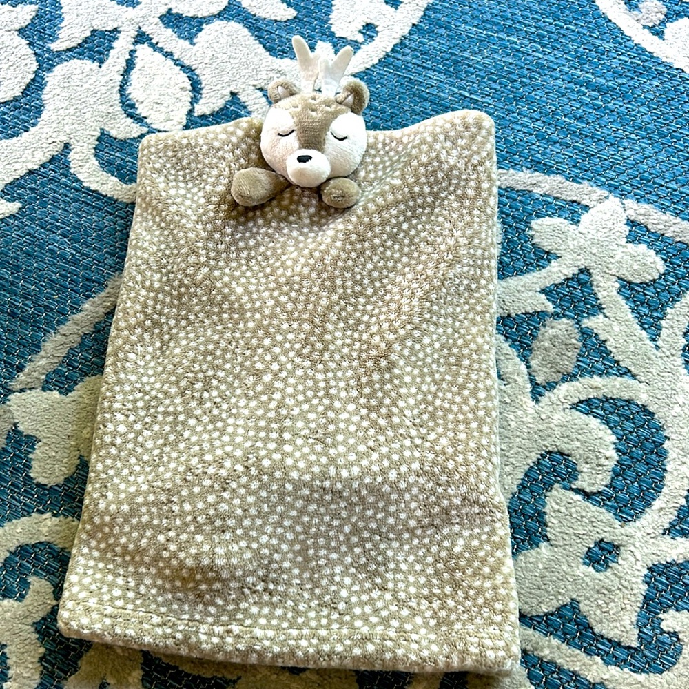 Sweet deer blanket